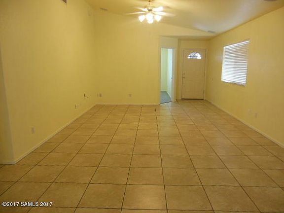 5th image of 1073 San Jacinto Dr
