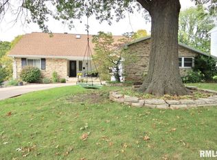 2103 N Riviera Dr, Peoria, IL 61614