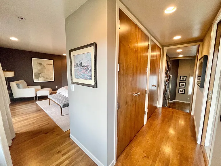 367 Roosevelt Way — Photo 20