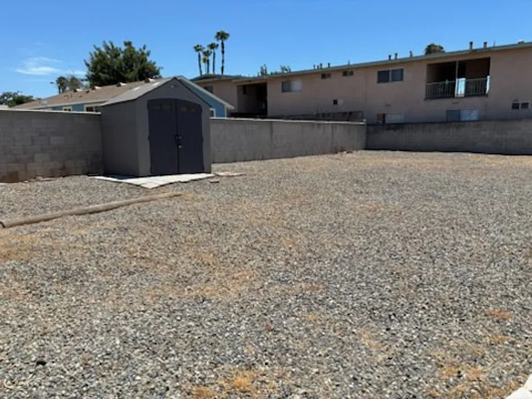 1790 W Linden St #1 — Photo 16