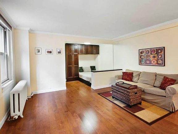 2nd image of 155 E 49th St #10-F