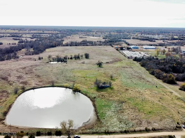 Kirk Rd, Hugo, OK 74743