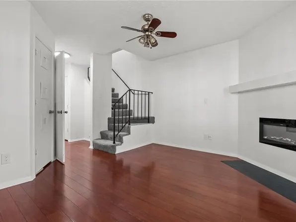 437 Lester Rd APT 2, Newport News, VA 23601
