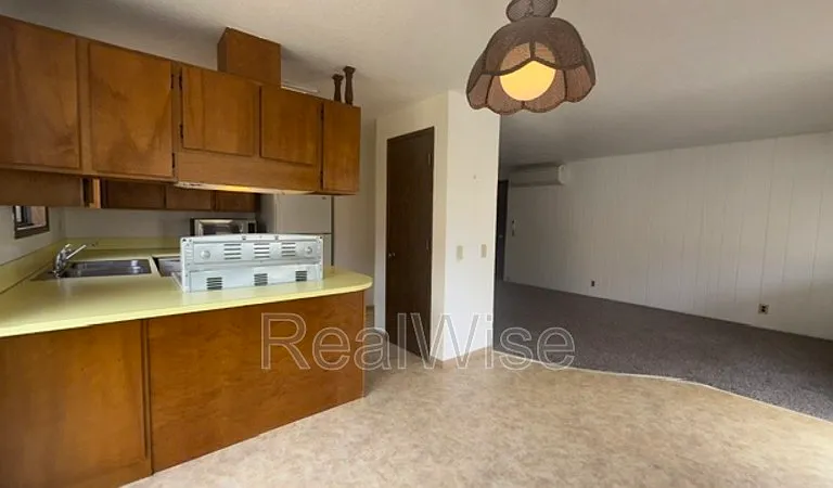 1132 NE Barager Ave — Photo 9