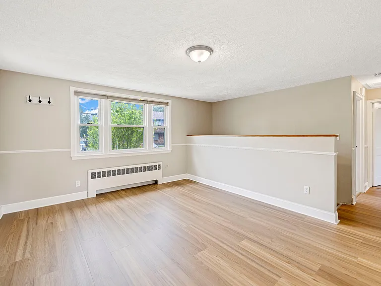 42 Neillian St — Photo 6