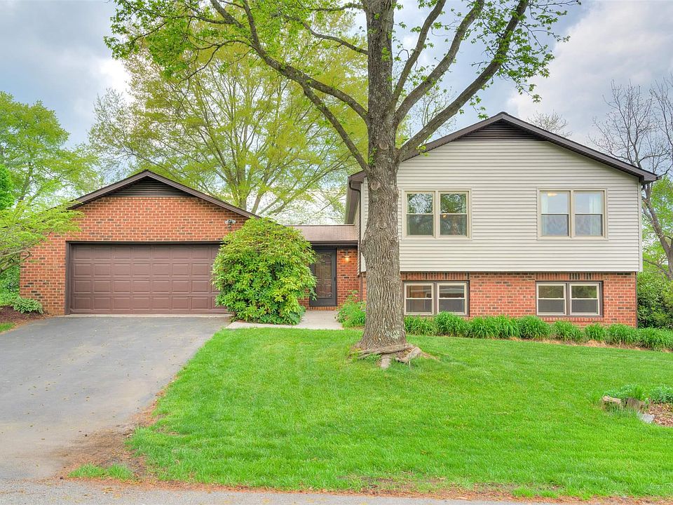 1st image of 311 Woodbine Dr