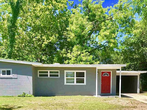 3rd image of 134 Vassar Dr
