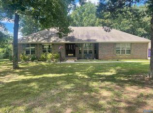 138 Section Line Rd, Somerville, AL 35670