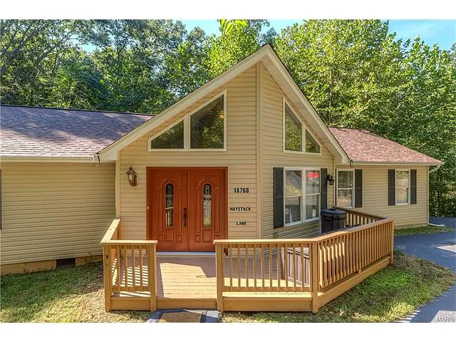 18768 Haystack Ln photo 1