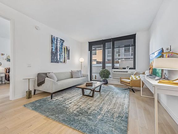 5th image of 160 1st St #210