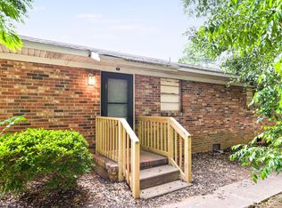 10 Jonquil Ln APT B2, Taylors, SC 29687