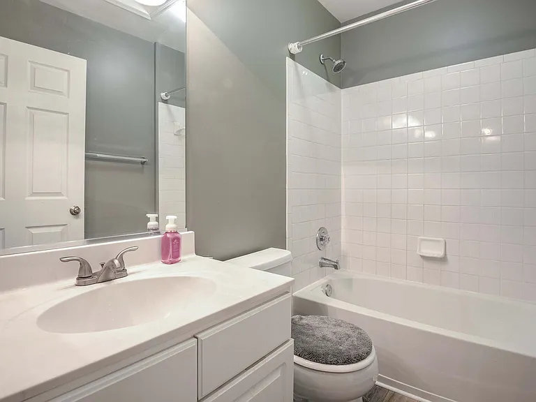 18806 Harmony Woods Ln — Photo 22