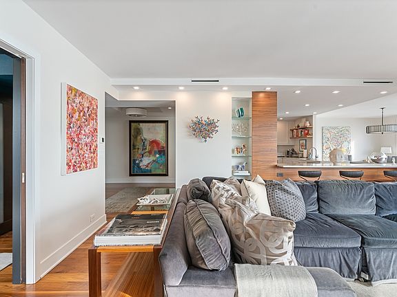 5th image of 990 N Lake Shore Dr APT 29A