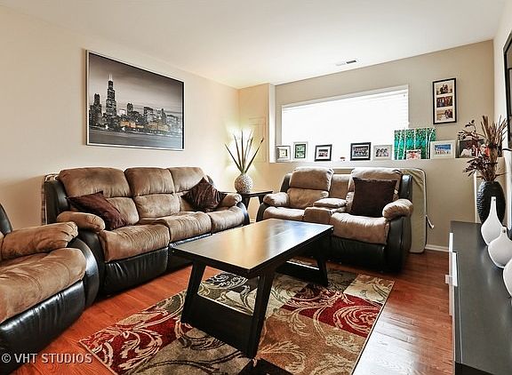 5th image of 770 Sanborn St