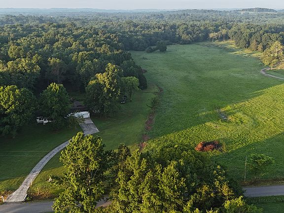 4th image of 161 Hopkins Bridge Rd