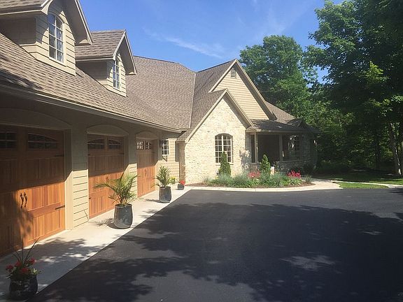 3 Car Garage