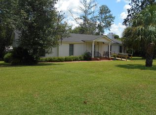 309 3rd St SW, Cairo, GA 39828