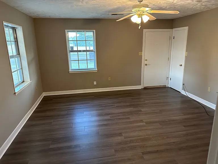 519 Shelton Rd — Photo 11