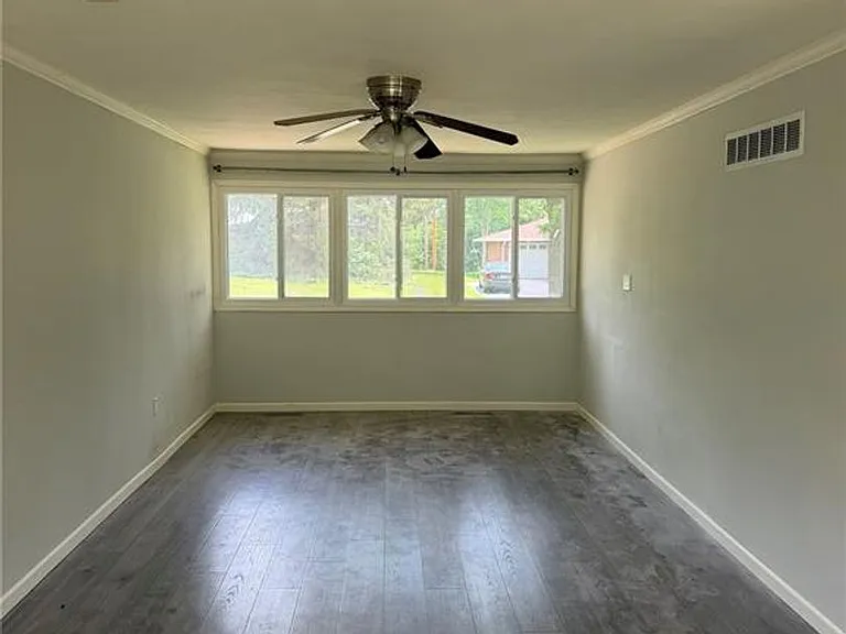 709 Elkington Ln — Photo 13