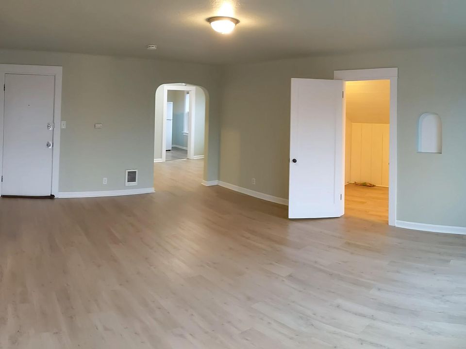 1st image of 1208 10th St APT 2