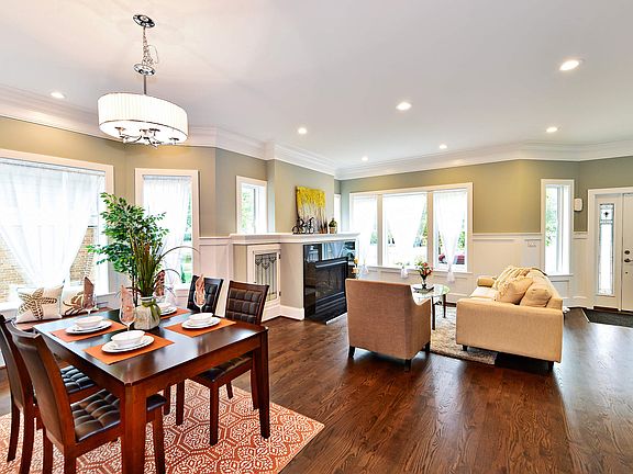 Living Room / Dining Room