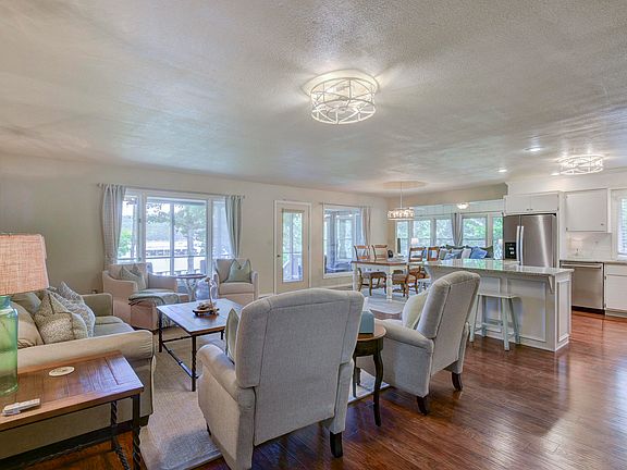 5th image of 22204 Farm Road 1247