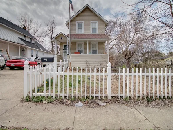 5731 McCreery Ave, Ashtabula, OH 44004