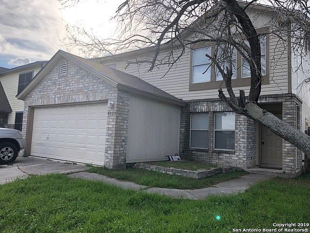 1st image of 8323 Bent Meadow Dr