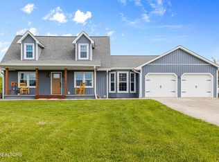 448 Trinity Rd, Morristown, TN 37814