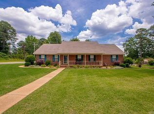 3905 Deer Dr, Benton, AR 72019