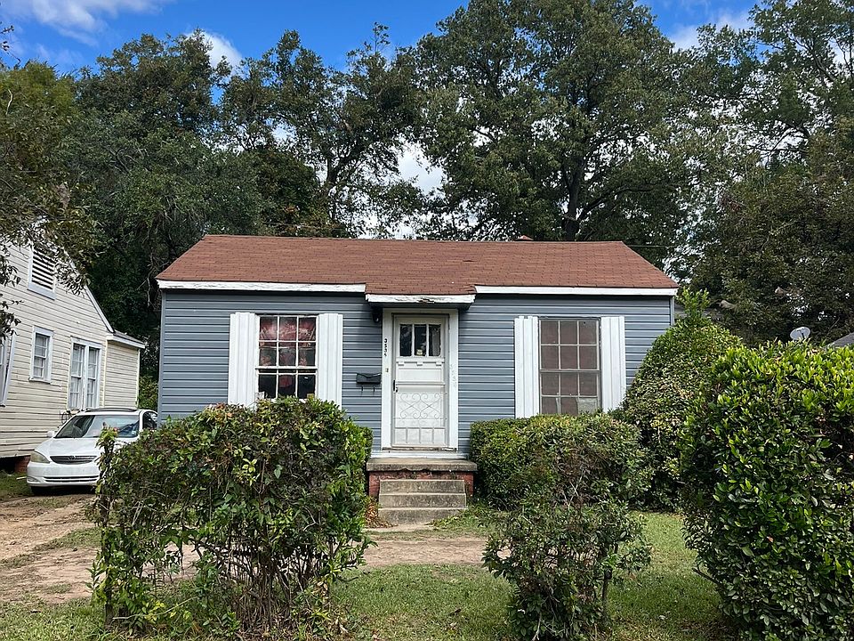 1st image of 3536 Darien St