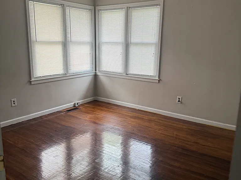 1654 Broad Ripple Ave — Photo 8