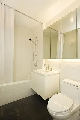 Rented by Platinum Forbes Global Properties | media 25