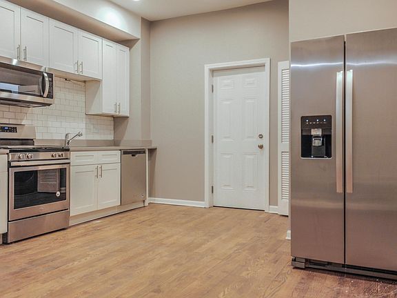 4th image of 4772 48th S Michigan Ave Unit 3
