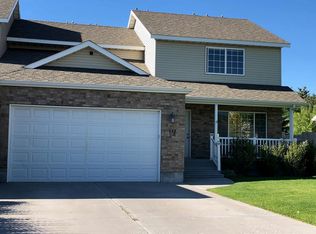 882 Parkside Dr, Rexburg, ID 83440