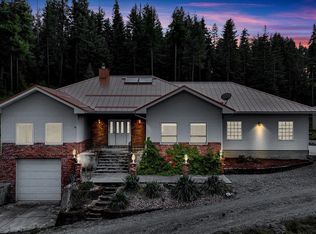 30915 N Chipmunk Rd, Chattaroy, WA 99003