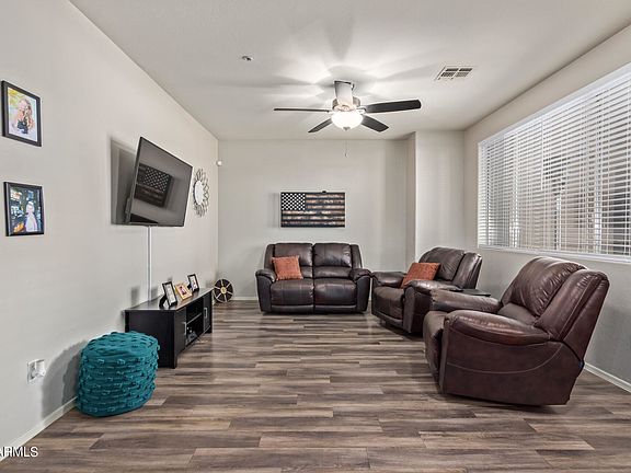 5th image of 2155 Grace Blvd #124
