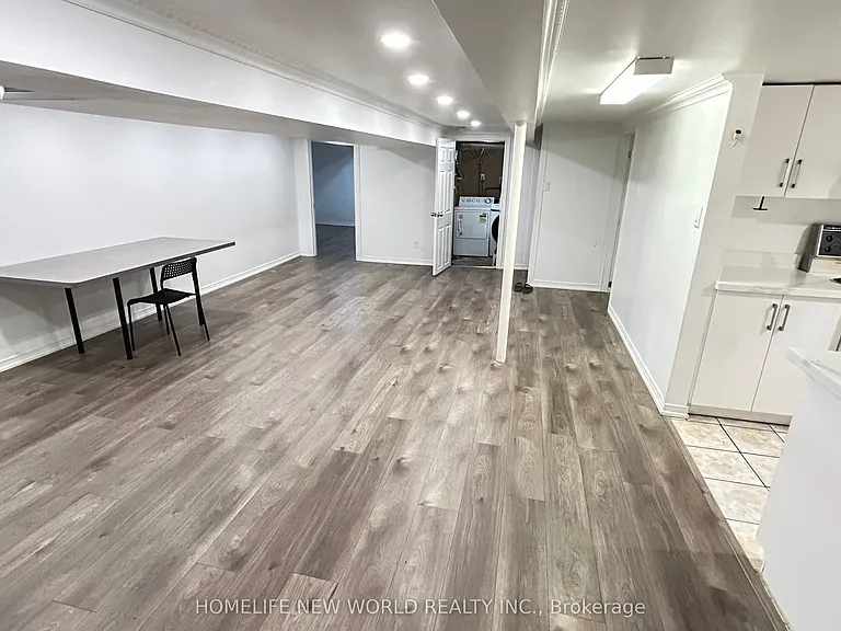 54 Bridley Dr — Photo 13