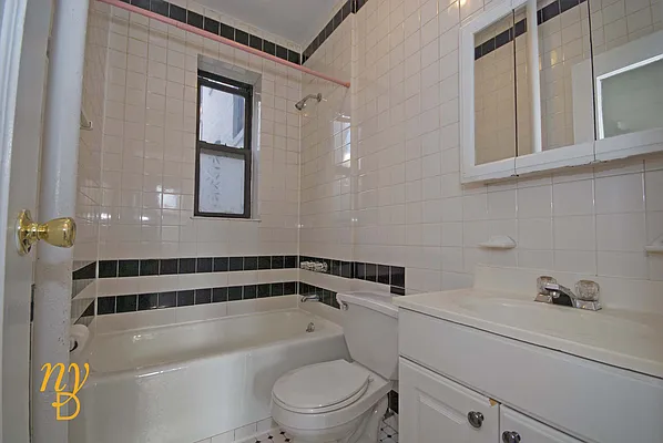 Rented by New York Dwellings LLC | media 15