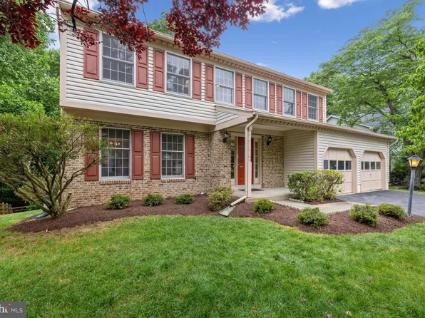 11516 Paramus Dr, Gaithersburg, MD 20878