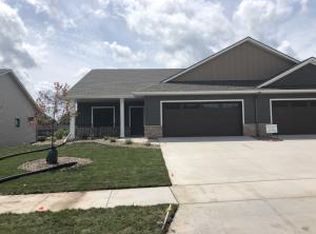 3024 Christenson Ln, Holmen, WI 54636