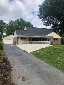 1214 Bowden Rd, Henrico, VA, 23229