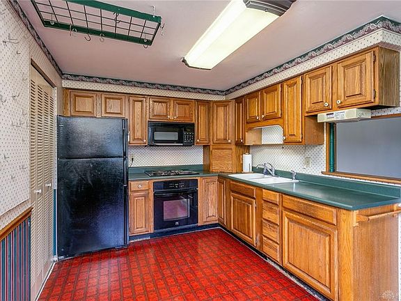 5th image of 1026 Heathwood Dr
