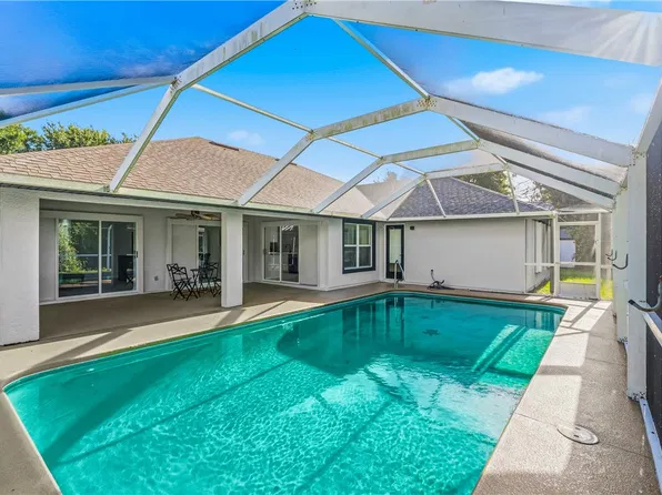 8165 126th Pl, Sebastian, FL 32958