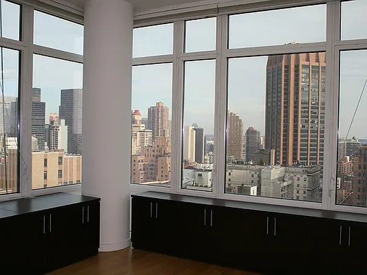 Rented by Sotheby's International Realty | media 21