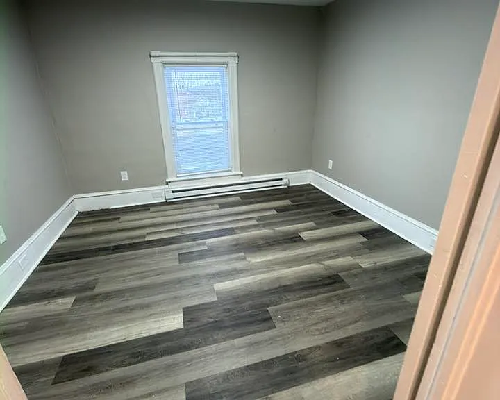 75-77 Briggs Ave #77-1 — Photo 4