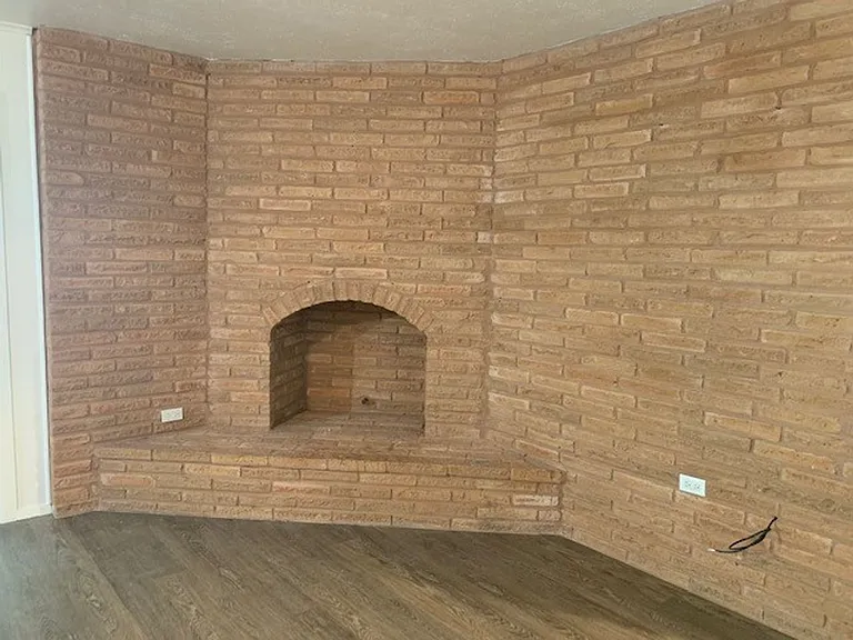 2820 Southgate Dr — Photo 7