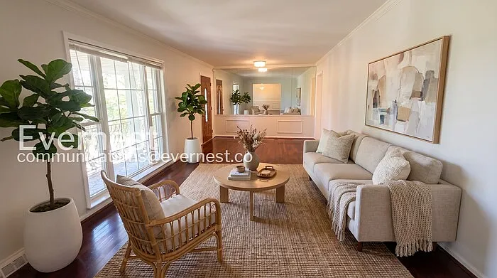 3 bed, 2.0 bath, 1794 sqft, $2,295 — Photo 3