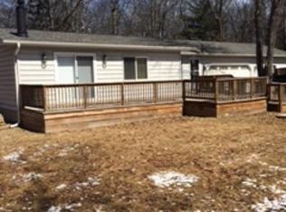 23493 N Hilltop Trl, Atlanta, MI 49709