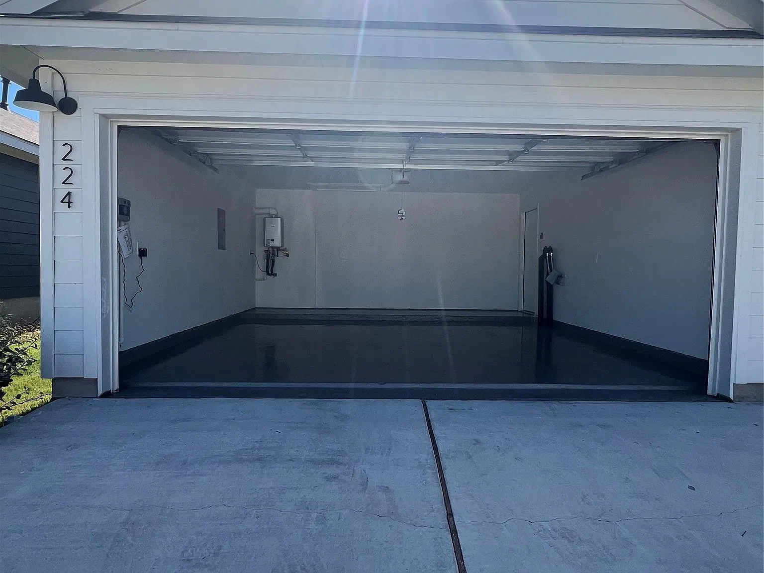 3 bed, 2.0 bath, 1470 sqft, $1,750 — Photo 3